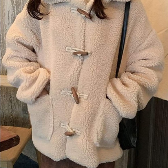 Korean brand teddy coat size medium - Picture 3 of 3